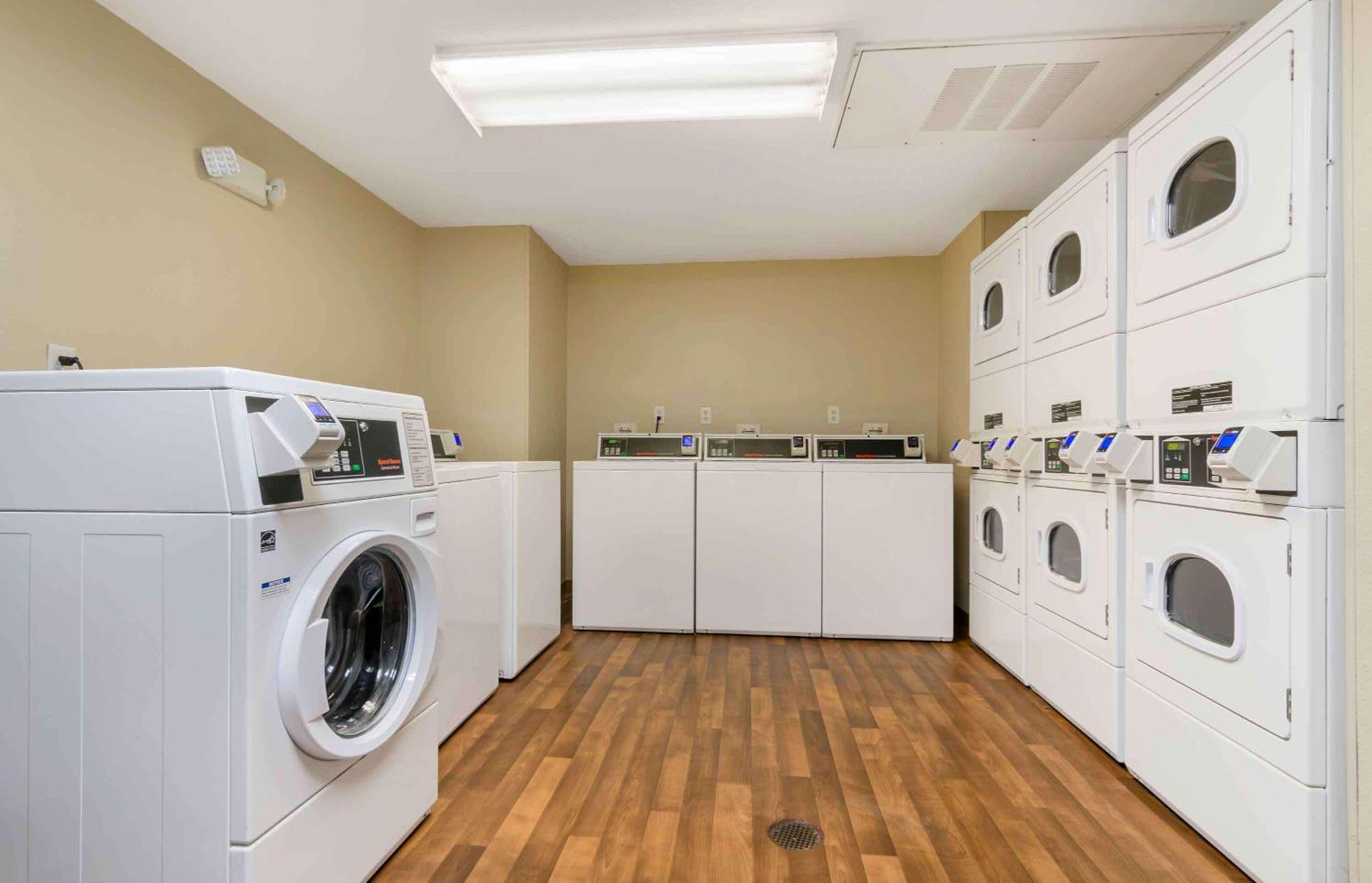 Extended Stay America Suites - Kansas City - Country Club Plaza Εξωτερικό φωτογραφία