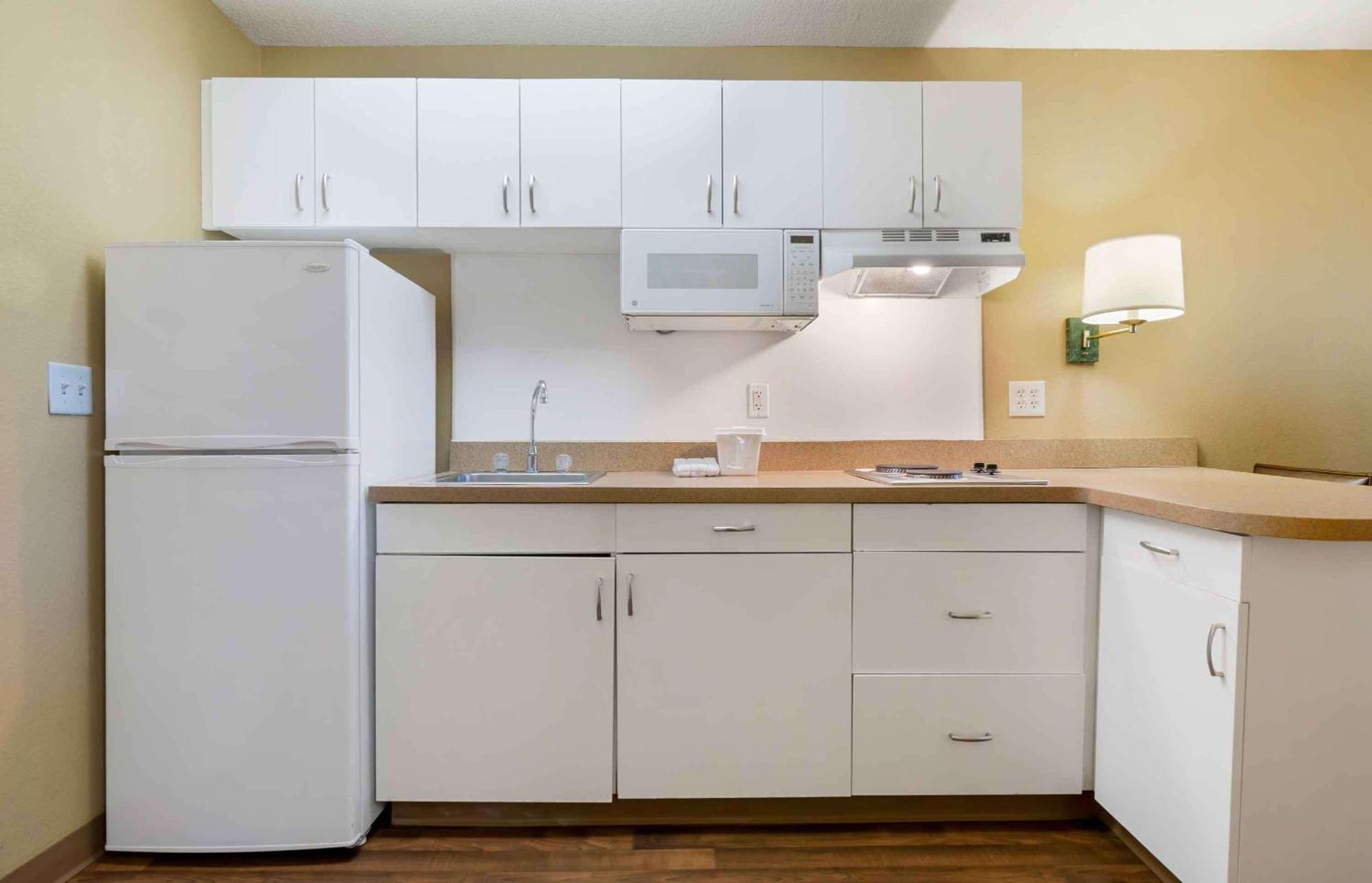Extended Stay America Suites - Kansas City - Country Club Plaza Εξωτερικό φωτογραφία