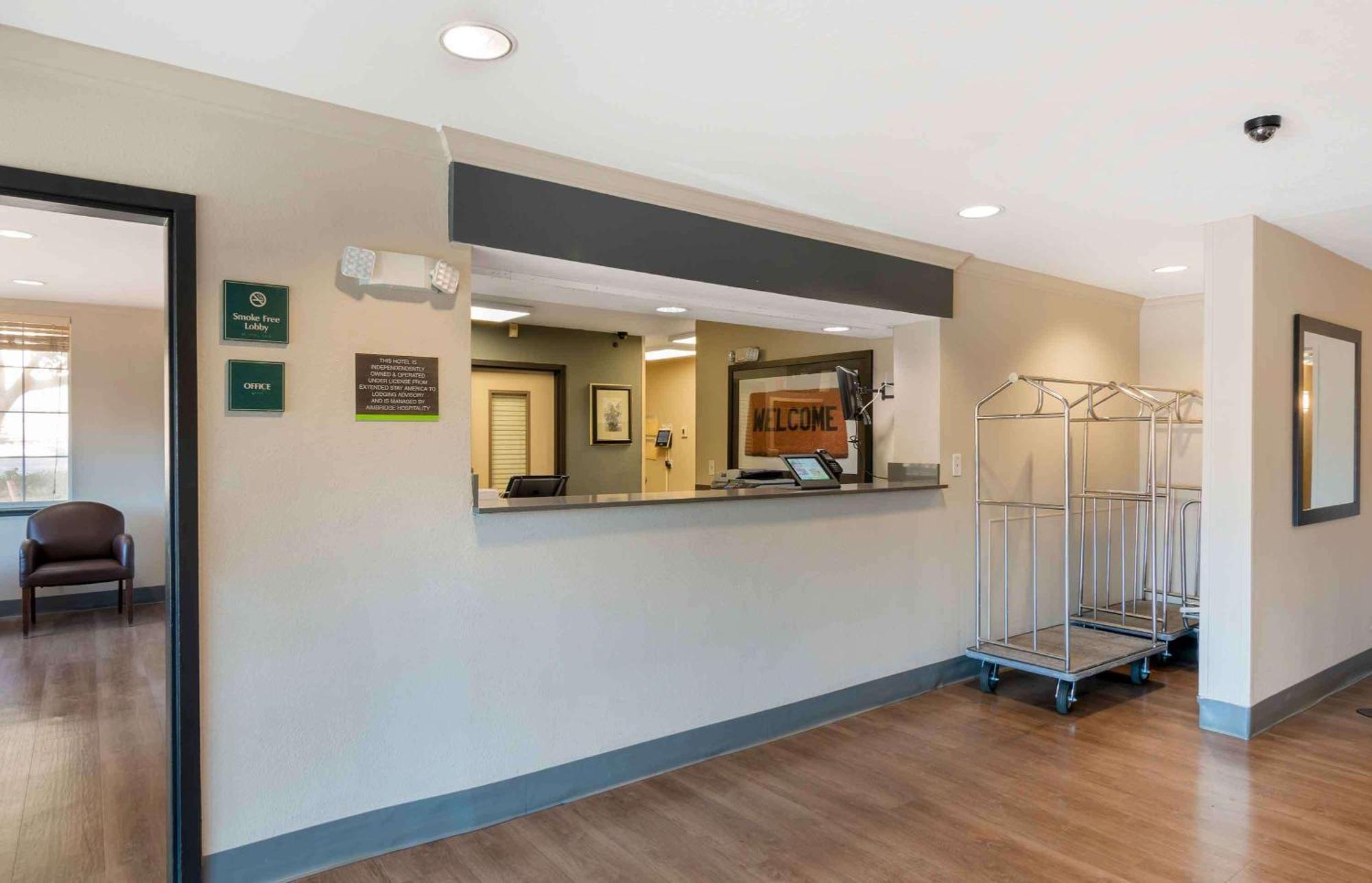 Extended Stay America Suites - Kansas City - Country Club Plaza Εξωτερικό φωτογραφία